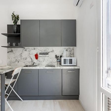 Bright Apt 600Mt From Viale Zara! Milán Exterior foto